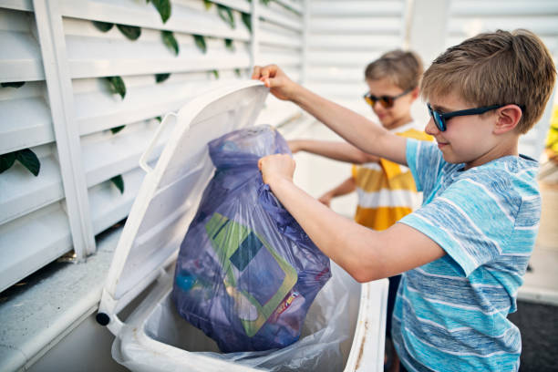 Best Commercial Cleanout Services  in Smith Mills, MA